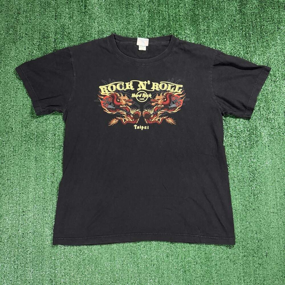 Mens Hard Rock Cafe Taipei Rock N Roll Dragon Guitar Graphic Black T-Shirt Large